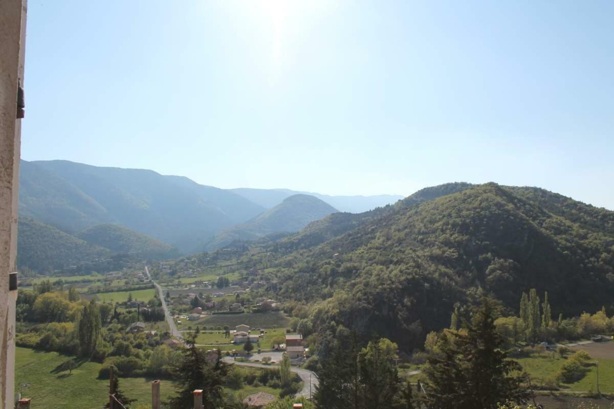 Les Calades Du Ventoux Montbrun-les-Bains Exterior foto