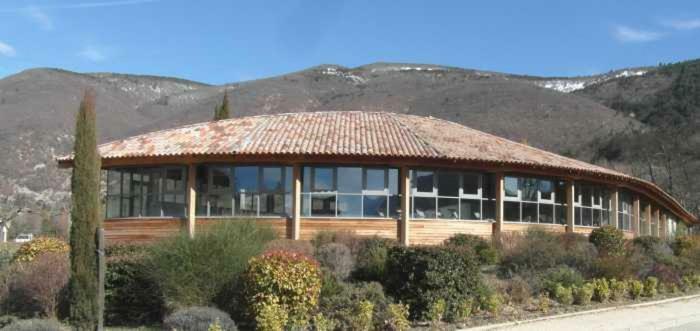Les Calades Du Ventoux Montbrun-les-Bains Exterior foto