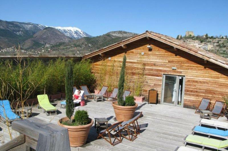 Les Calades Du Ventoux Montbrun-les-Bains Exterior foto